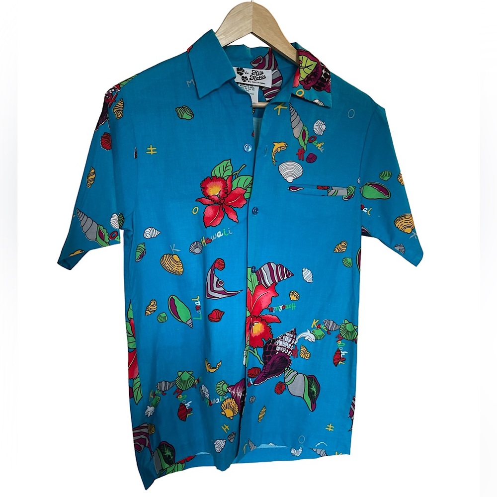 HILO HATTIE Vintage Men's Blue Button Down Beach Shirt Short Sleeve Size Small